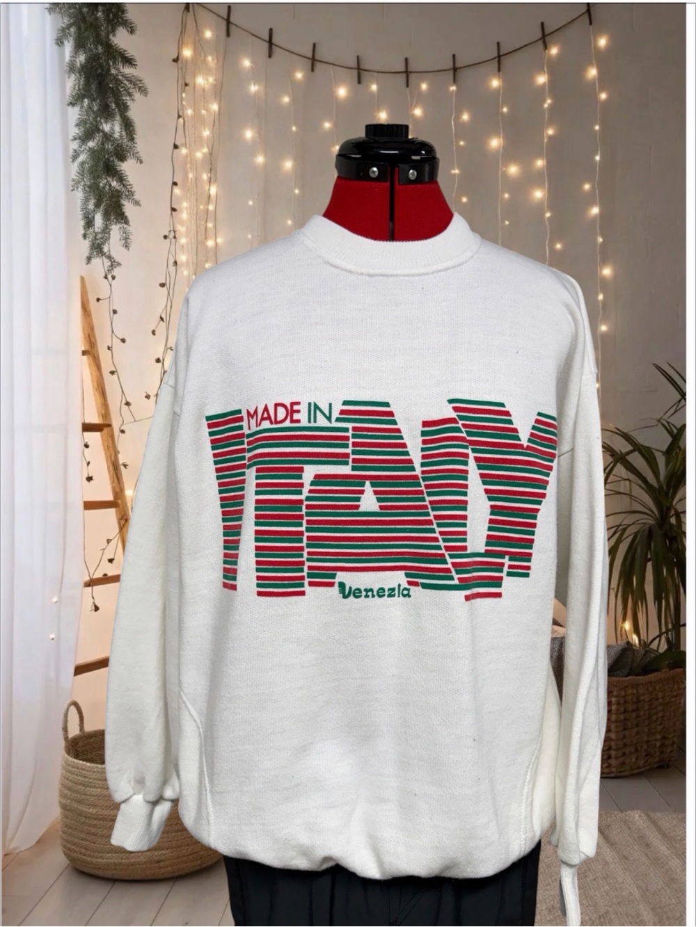 Vintage White 'Made in Italy' Stripe Graphic Crewneck Sweatshirt medium unisex